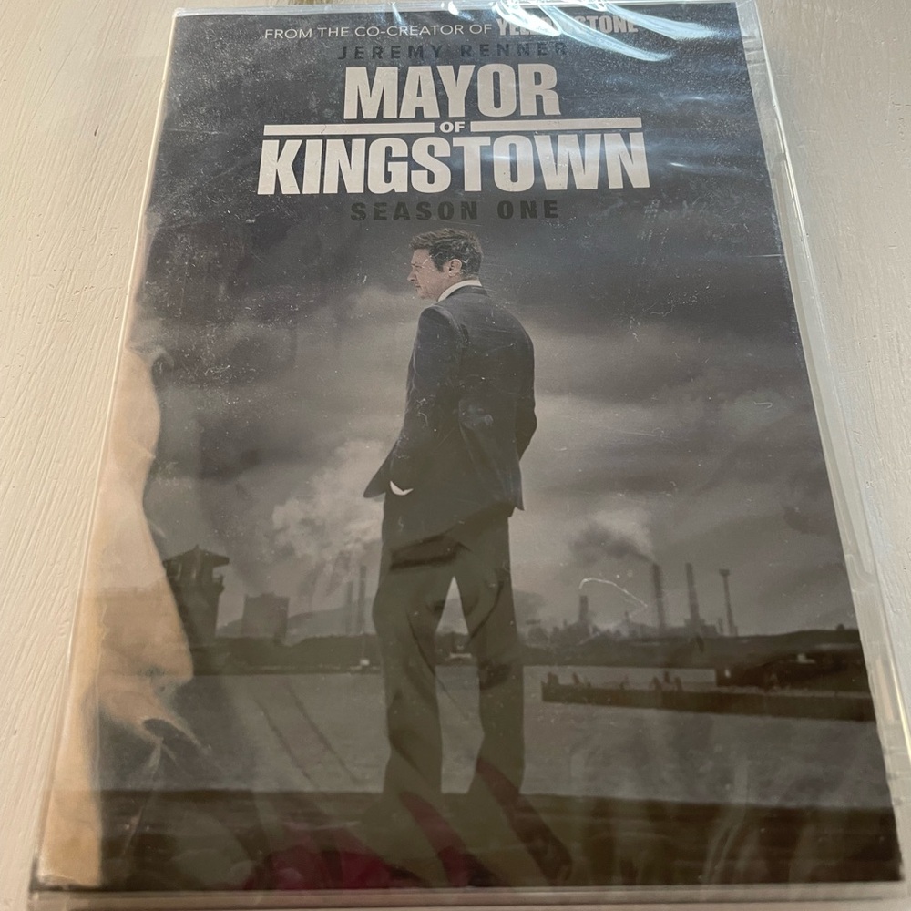 New sealed DVD Mayor of Kingstown season 1